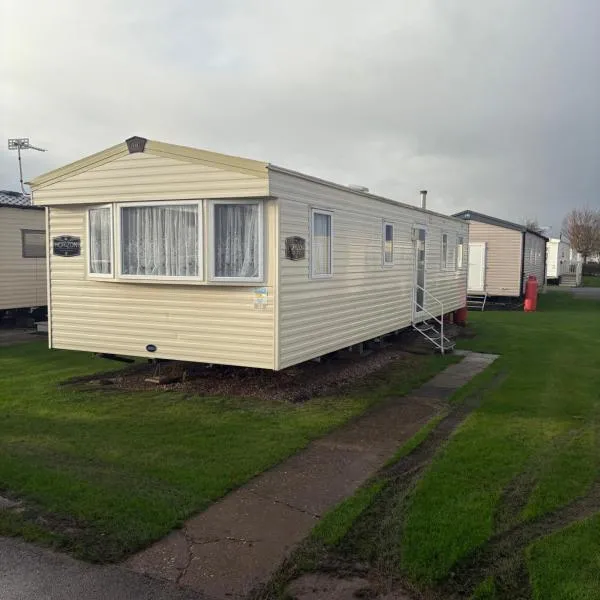 TLJ Caravan Hires, hotel a Mablethorpe
