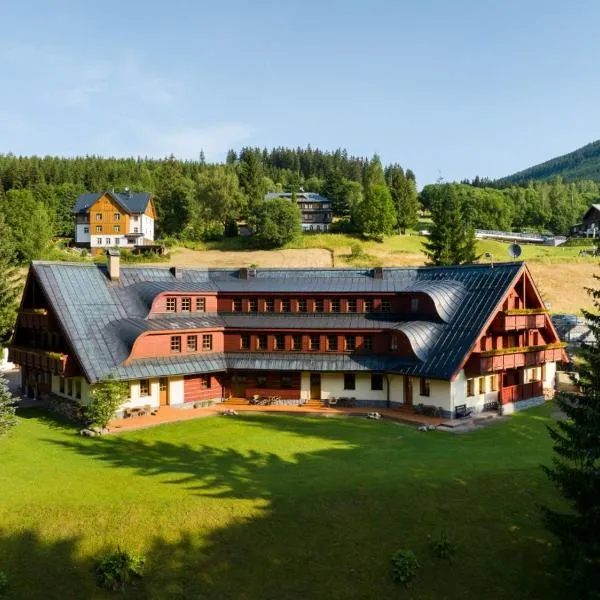 Aparthotel Pod Plání，位于什平德莱鲁夫姆林的酒店