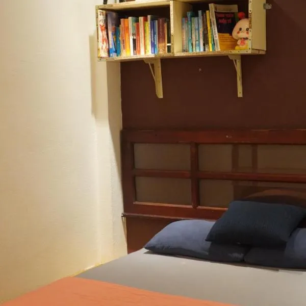 Hostel-John Cafe and Beer, hotel in Da Lat