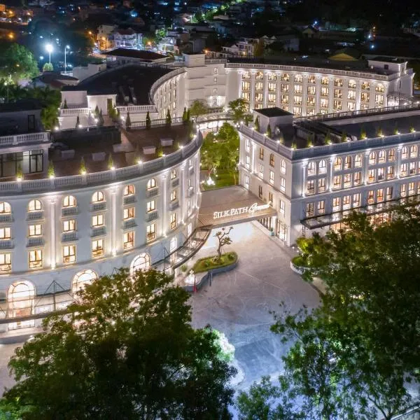 Silk Path Grand Hue Hotel, hotel v destinaci Hue