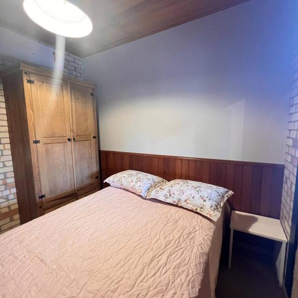 Casa aconchegante a poucos passos da praia - Foto 2