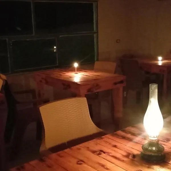 Alnwatif Gate guest house Dana nature reserve, hotel v destinaci Dana