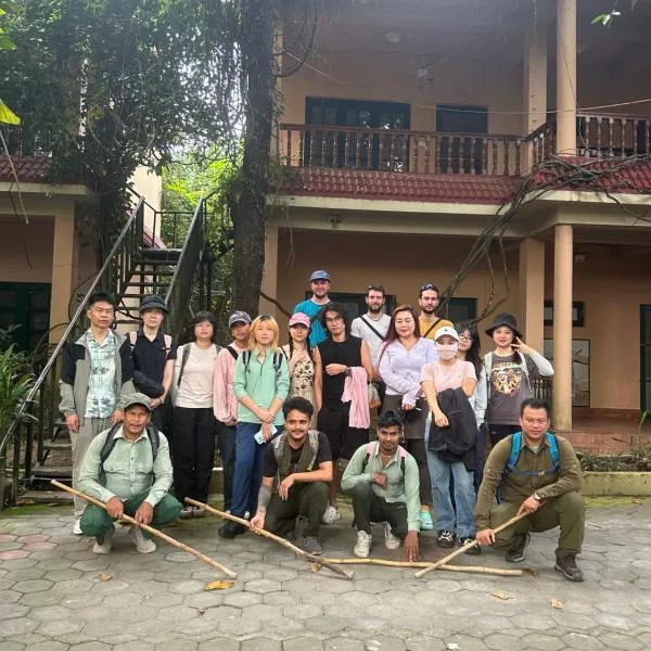 Wild Horizons Guest House, hotel en Sauraha