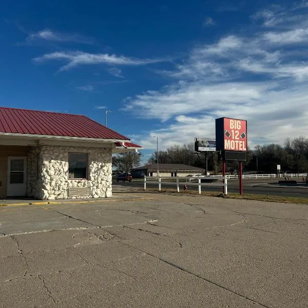 Big 12 Motel Broken Bow NE, hôtel à Broken Bow