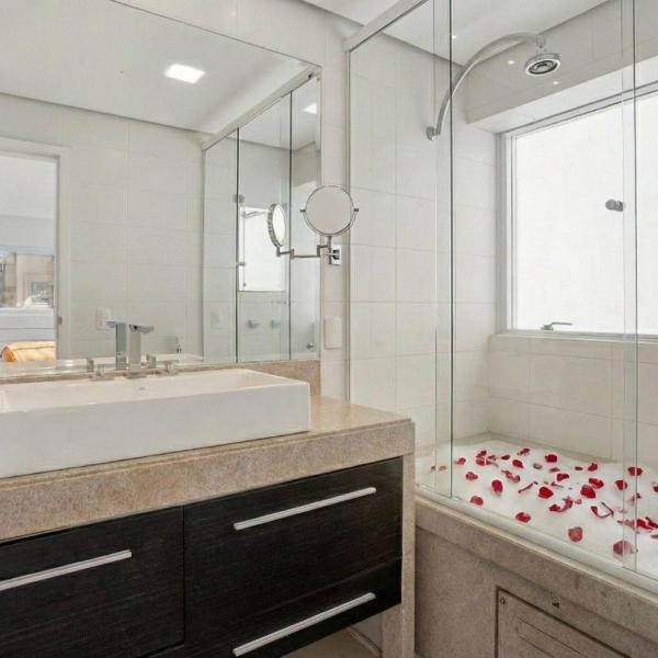 Loft c/ Banheira_Cama King_Região Central Floripa - Foto 3
