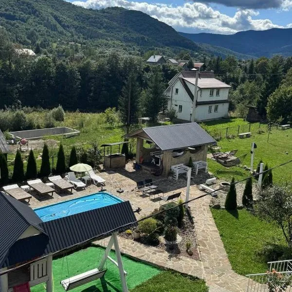 Навпроти Маковиці, Hotel in Jaremtsche