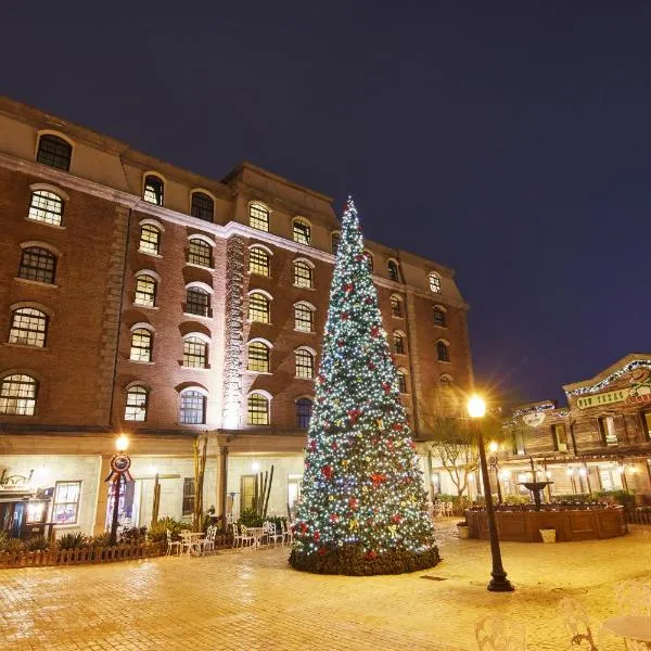 PortAventura Hotel Gold River - Includes unlimited access to PortAventura Park & 1 access to Ferrari Land, hotel in Salou