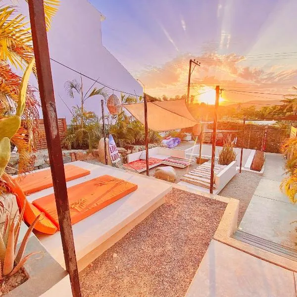 Perro Surfero Hotel Boutique - Todos Santos, BCS, hotel v destinaci Todos Santos