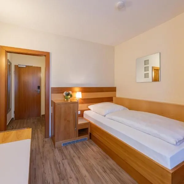 Hotel Carlton, hotel i Duisburg