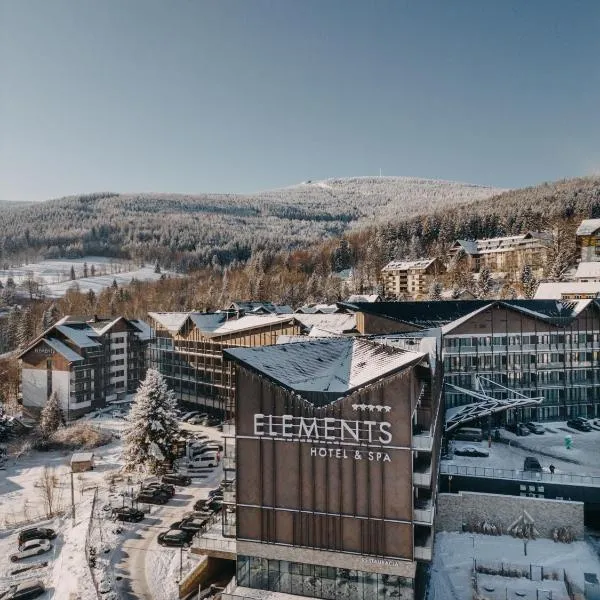 Elements Hotel&Spa, khách sạn ở Świeradów-Zdrój