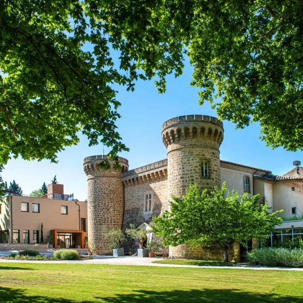 Château De Massillan, hotel in Uchaux