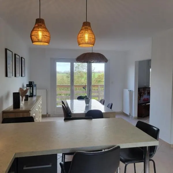 Belle maison proche de la mer, хотел в Wimille