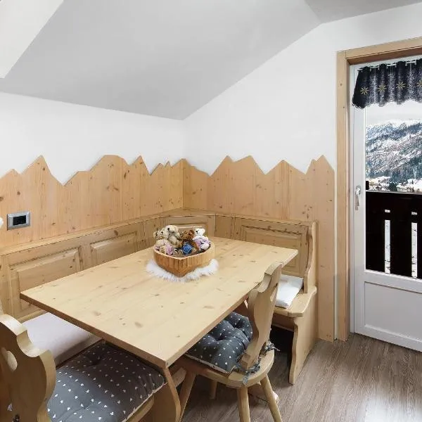 Appartamento Primavera 3, hotel em Moena