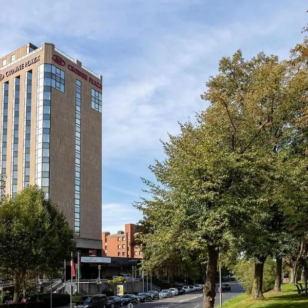 Viesnīca Crowne Plaza Düsseldorf - Neuss by IHG pilsētā Neisa