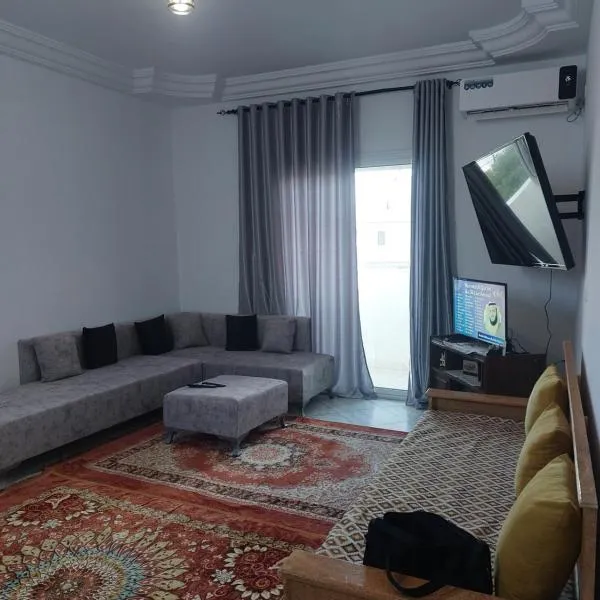 Location saisonnière entre mer, forêt et calme, hotel in Raʼs al Jabal