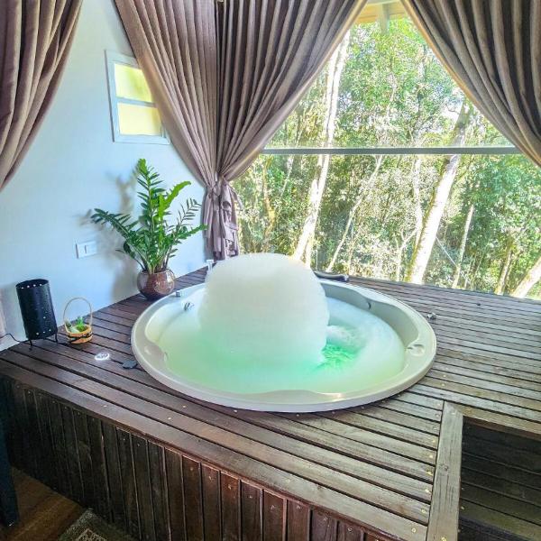 Linda Cabana com Vista Incrível nas Montanhas com Trilha, Cachoeira e Alexa - Foto 3