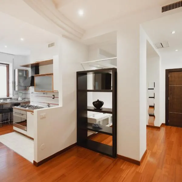 GoHost - Lorenteggio Family Apartment near Milan, Hotel in Corsico