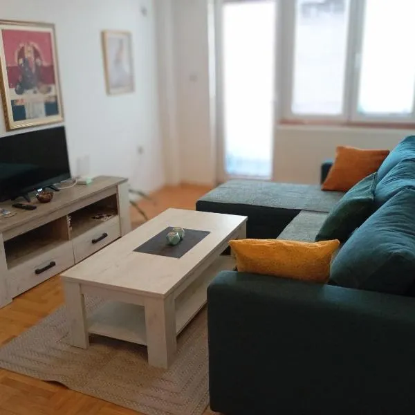 Ballet apartament, ξενοδοχείο στα Σκόπια