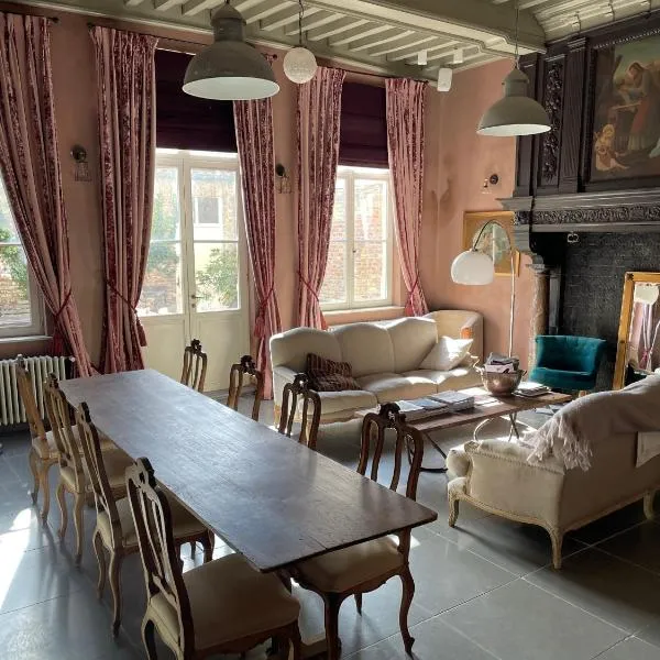 B&B Saint-Sauveur Bruges, hotel in Bruges