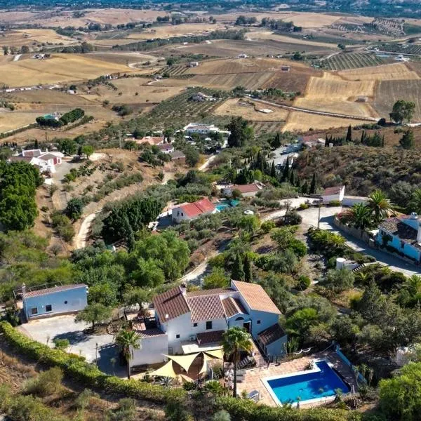Finca Flamenco Holiday Suites Adults Only, hotel in Pizarra