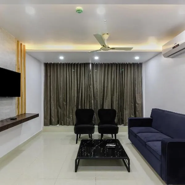 Capital O Hoysala Inn, hotel in Hyderabad