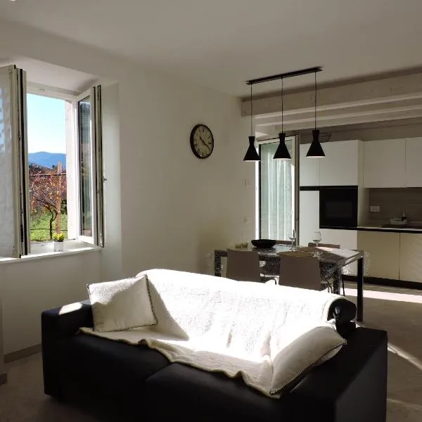 L'Ora del Bianco, Hotel in Nave San Felice