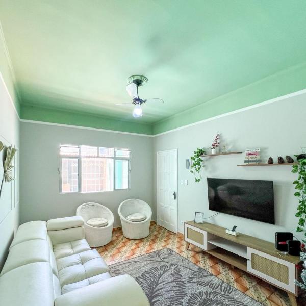 Casa à 300 metros da PRAIA com PISCINA, CHURRASQUEIRA e 2 VAGAS DE GARAGEM! - Foto 2