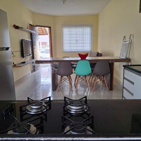 Casa aconchegante com churrasqueira, garagem e apenas 1 quadra e meia do mar, PARA NATAL e ANO NOVO, MÍNIMO 5 DIAS PARA ALUGAR - Foto 4
