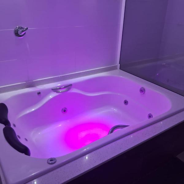 Casa com piscina, suite com hidro em Blumenau - Foto 2