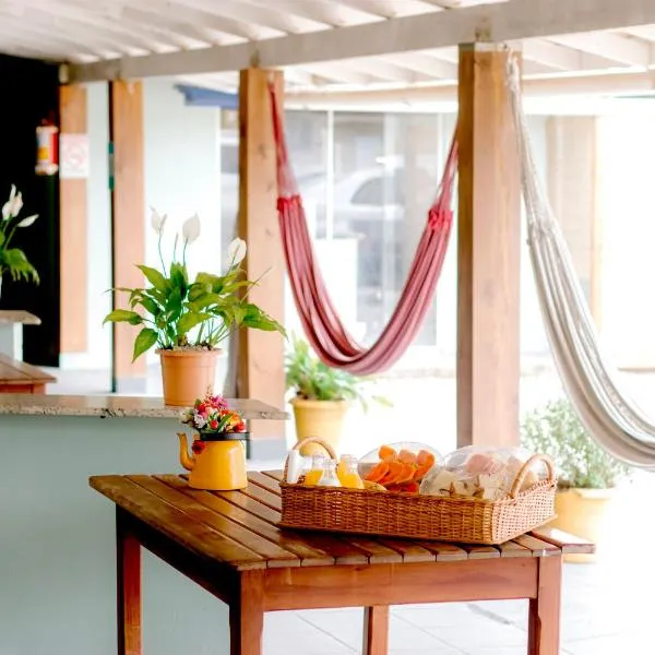 Mares e Flores de Bombinhas, ξενοδοχείο σε Bombinhas