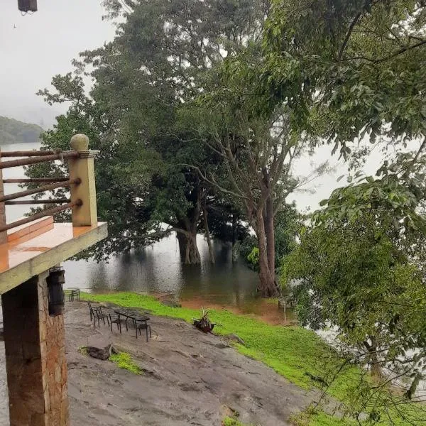 castle palace kandy, hotel in Kandy