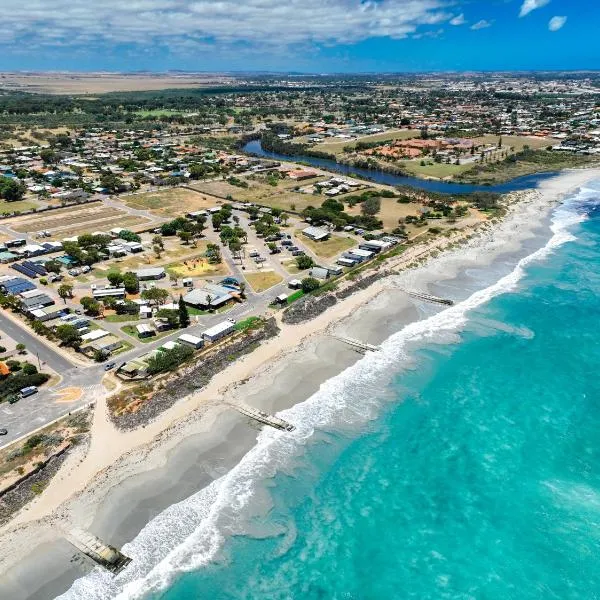 Sunset Beach Holiday Park、ジェラルトンのホテル