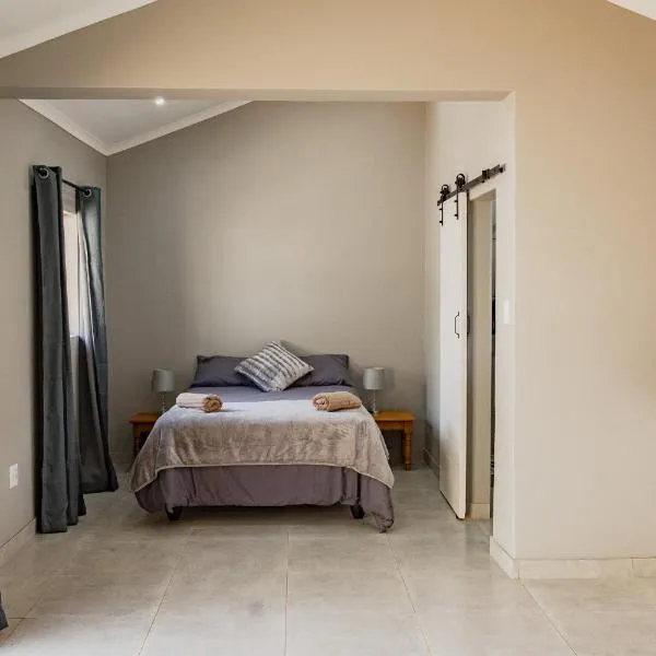 Pecan Heights Studios، فندق في هويك