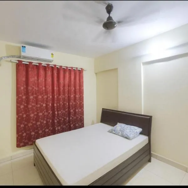 Ac Luxurious Bed with breakfast In Thane West, hotelli kohteessa Thane