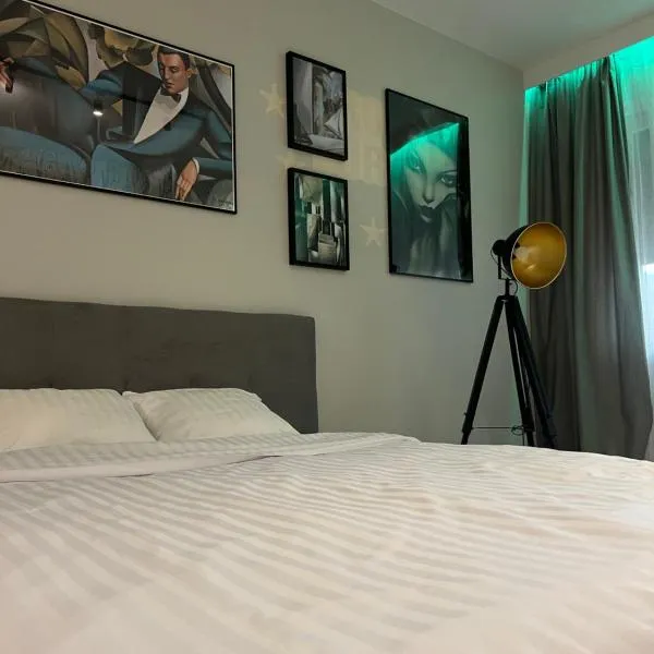 EUROPA22 Coffe House - pokoje w centrum miasta Tomaszów Maz - dwa duże pokoje - szybkie zameldowanie od 13 Blisko Areny Lodowej Dla Max 7 osób ze wspólną łazienką, hotell i Tomaszów Mazowiecki