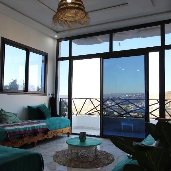 Agadir Funky Chill Guesthouse Surf, Horse, Music adventures, hotel in Aourir