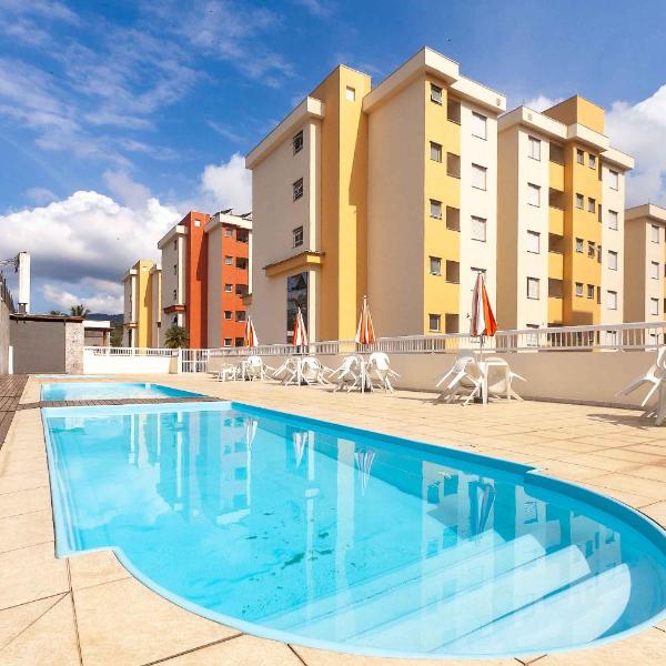 Sun Way Apartamentos com piscinas e churrasqueiras Apto 1310