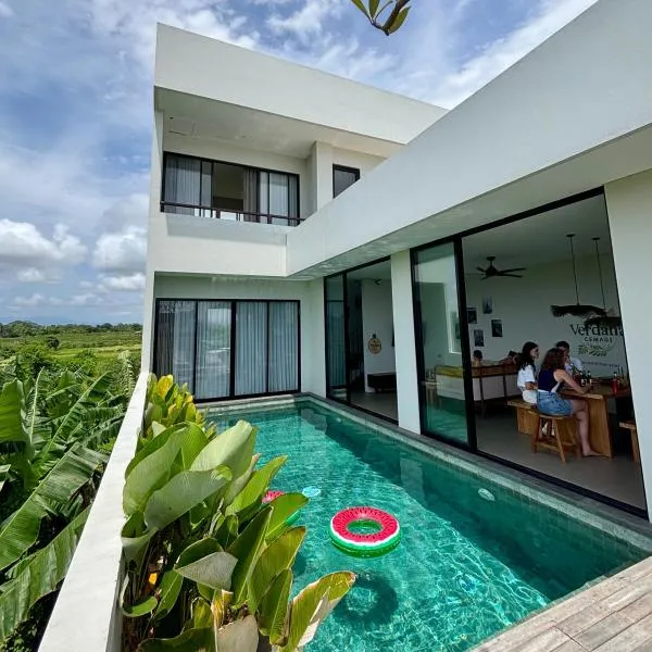 Cemagi Beach Hostel by Verdana Pool & Events, hotel in Cemagi