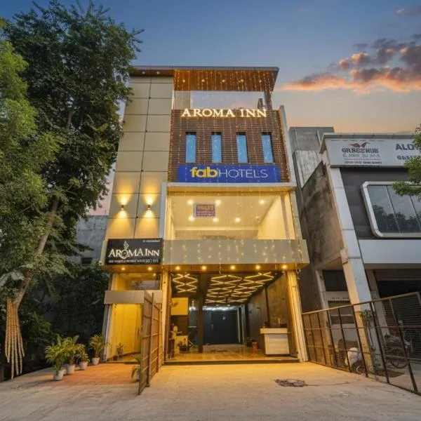 FabHotel Kavya Inn - Nr The Mall of Faridabad, Hotel in Faridabad
