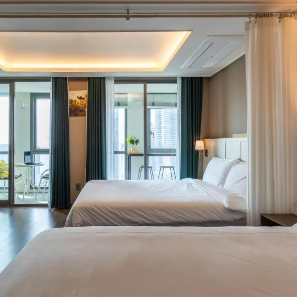 Bona Haeundae fantastic ocean view #Sea and Haeundae Gunam-ro#, ξενοδοχείο στο Μπουσάν