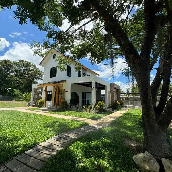 Eden Villa - Verdant Garden, ξενοδοχείο σε Pai