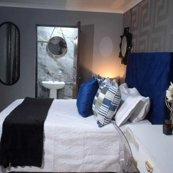 Hlurile Lodge, viešbutis mieste Vosloorus
