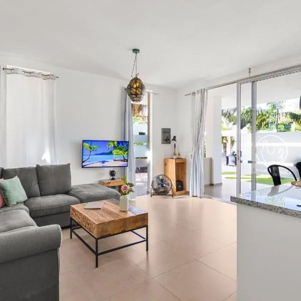 Goudhaen Luxury Private apartments Jan Thiel Beach, hotel v destinaci Jan Thiel