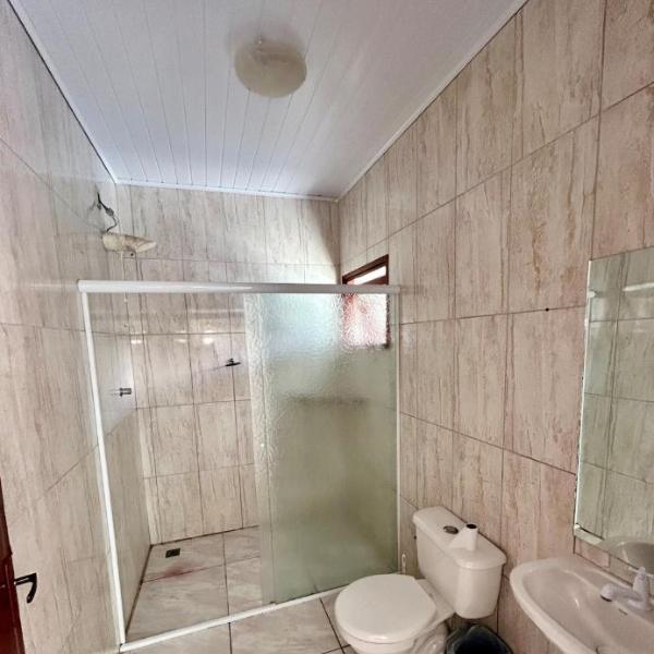 Casa com piscina em matinhos,até 18 pessoas - Foto 3