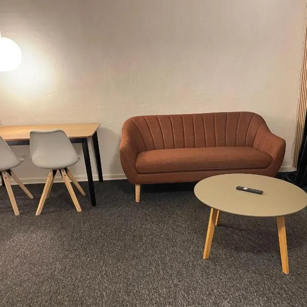 Cozy Stay, 10 Min to Esbjerg Centrum, hotelli Esbjergissä