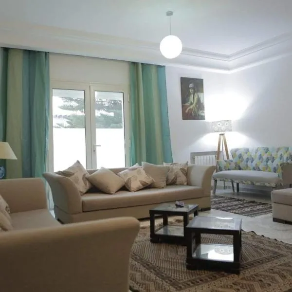 Duplex cité el Hana en face tennis club la marsa, Hotel in Tunis