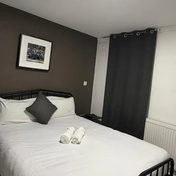 TBH Hotel, hotel v destinaci Barking