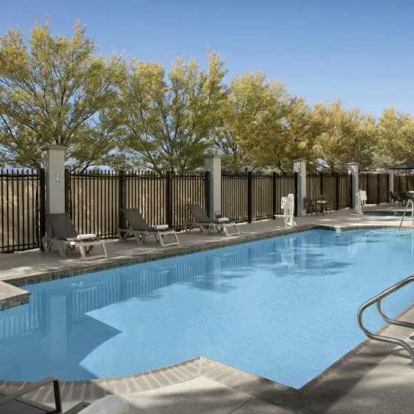 Fairfield Inn and Suites Phoenix Chandler Fashion Center, ξενοδοχείο σε Chandler