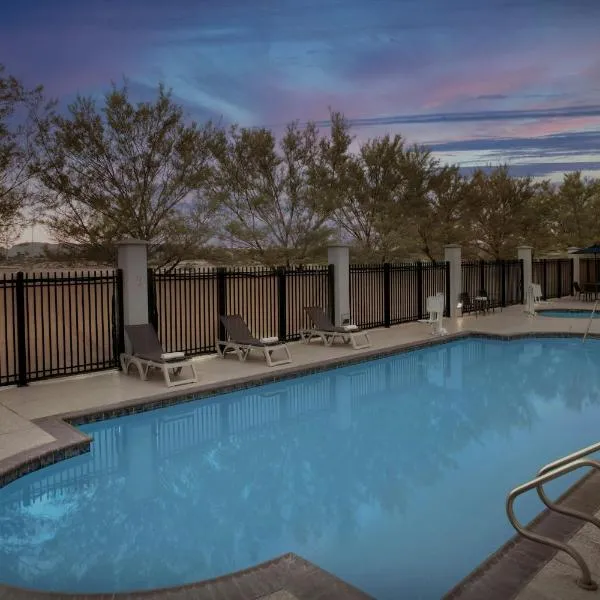 Fairfield Inn and Suites Phoenix Chandler Fashion Center, hotell i Chandler