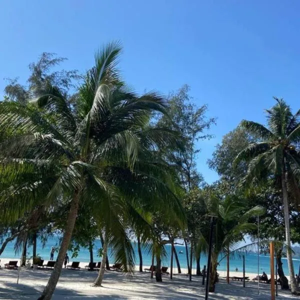 Royal C Resort, khách sạn ở Đảo Koh Rong